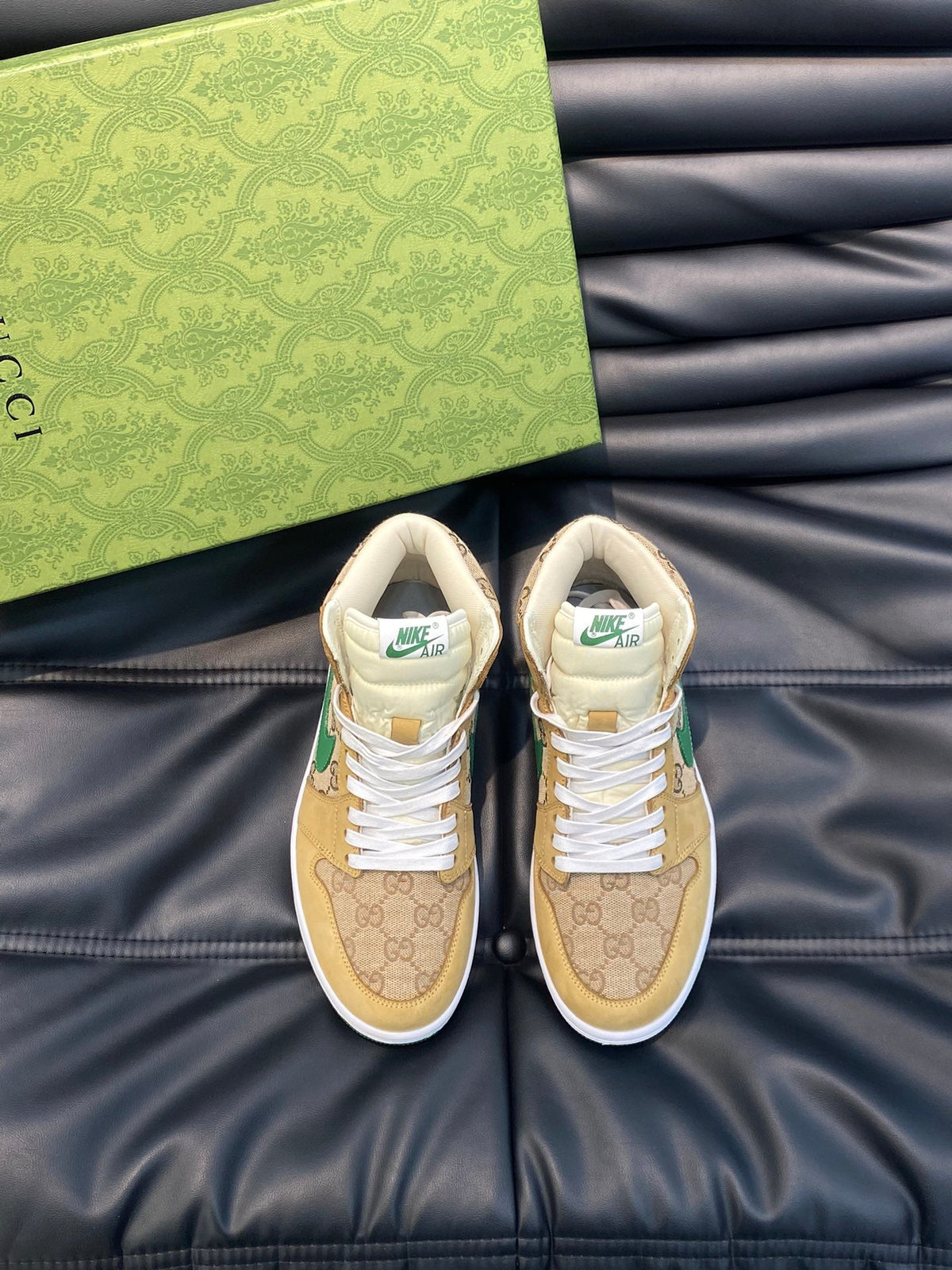 24 Limited Edition G & NK Inverted Hook Collaboration Sneakers 0424082610