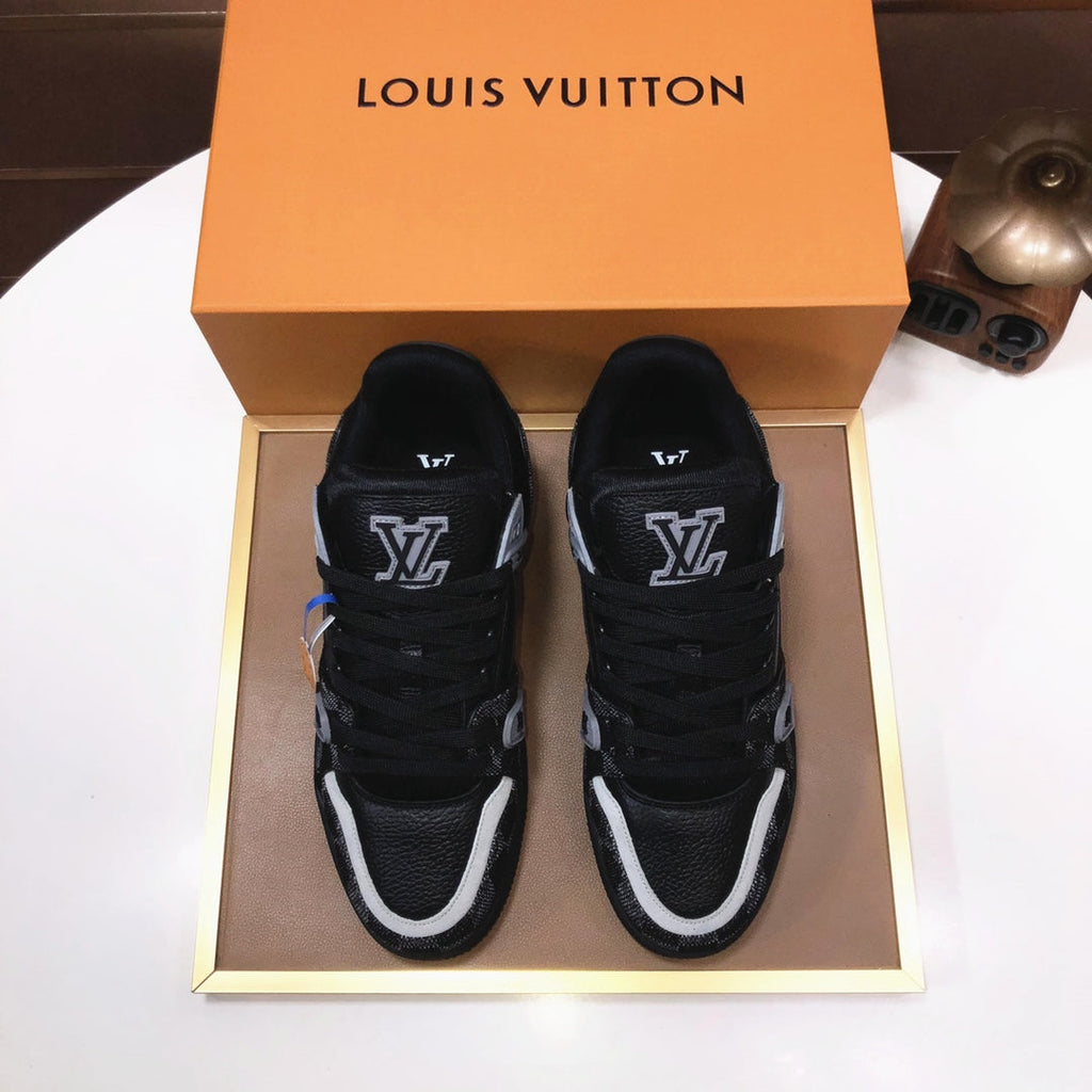 25 Luxury V Brand Casual Sneakers 0425112601