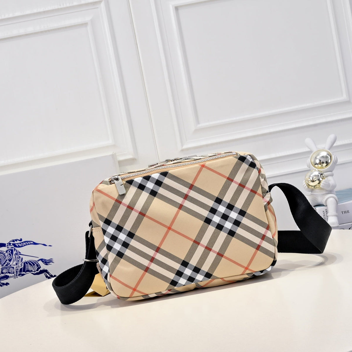 B Brand New Fashion Bag XC0425063006