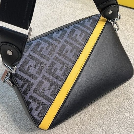 Fashionable leather crossbody color blocking bag PD10042021
