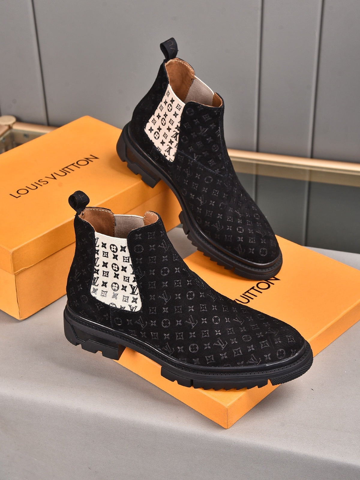 Fashion Casual New Style Men's Comfortable Sneakers Shoes V11