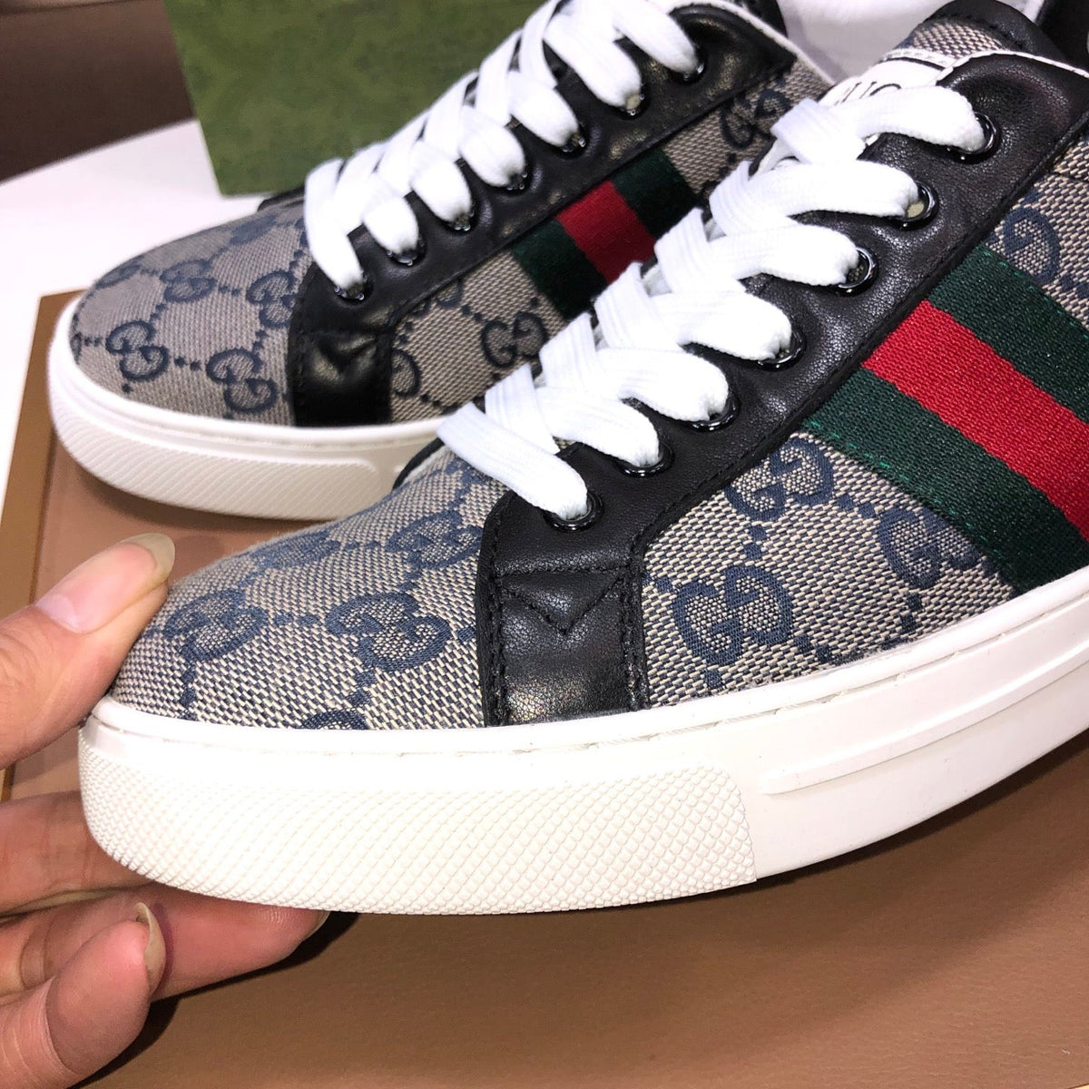 25 Luxury G Brand Casual Sneakers 0425102203