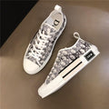 Fashionable Low-top Canvas Shoes For Men