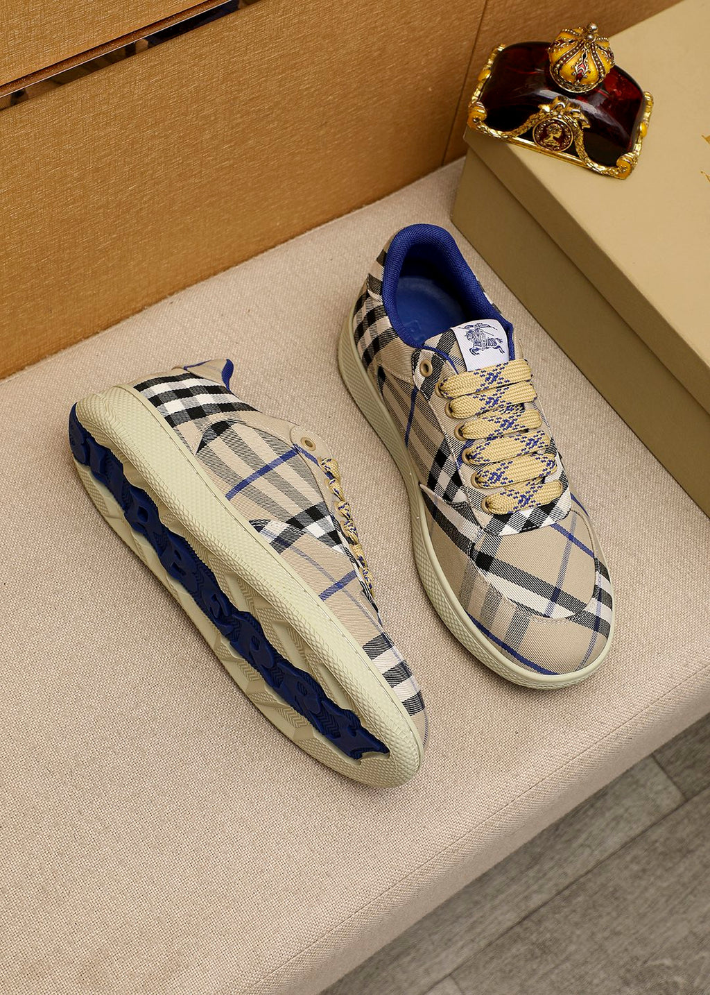 25 Luxury B Brand Casual Sneakers 042025052809