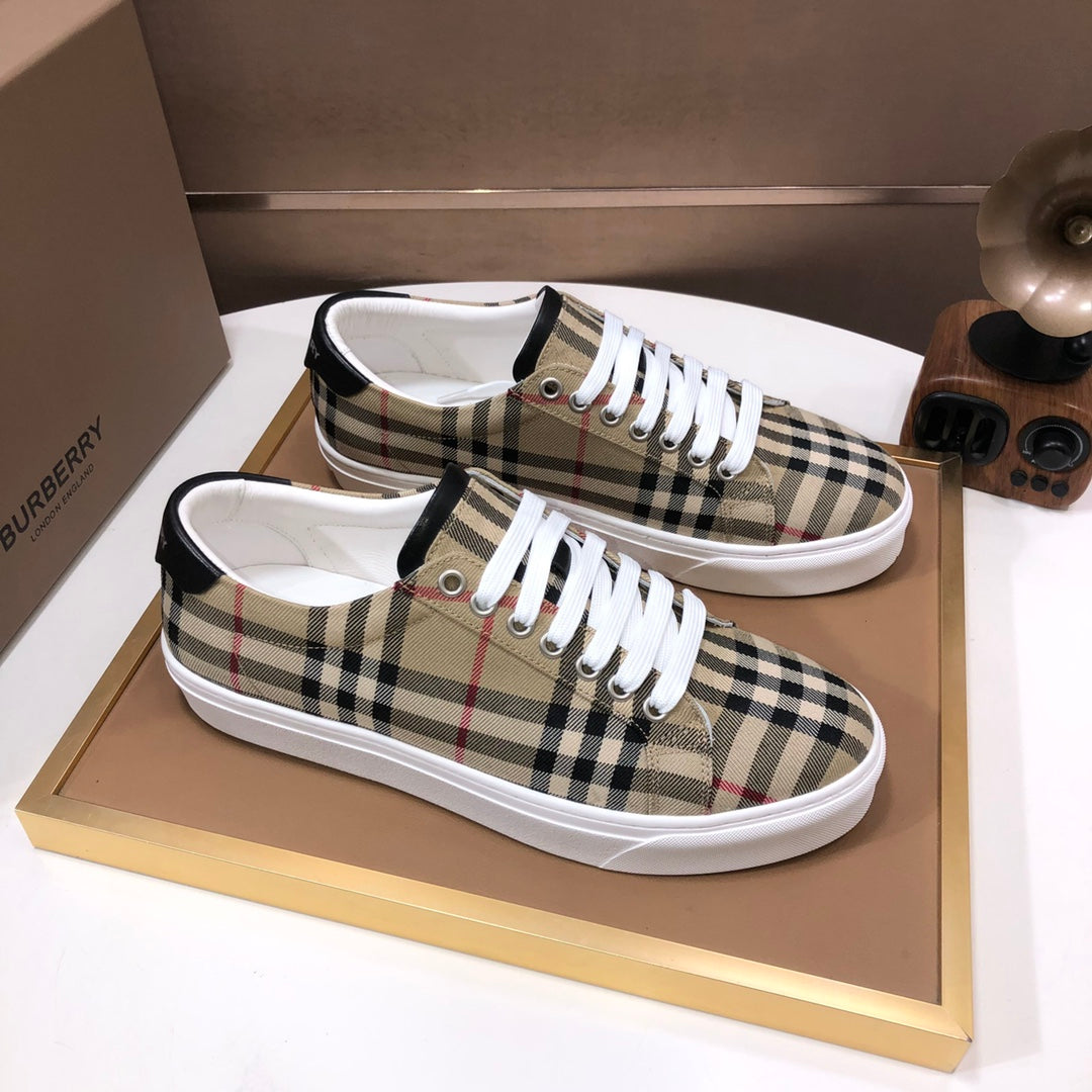 25 Luxury B Brand Casual Sneakers XC0425120902