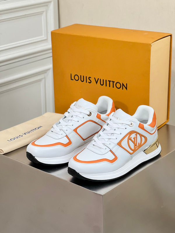 24 New Luxury V Sneakers 0424082901