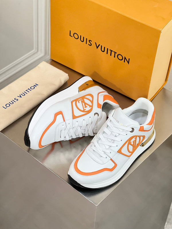 24 New Luxury V Sneakers 0424082901