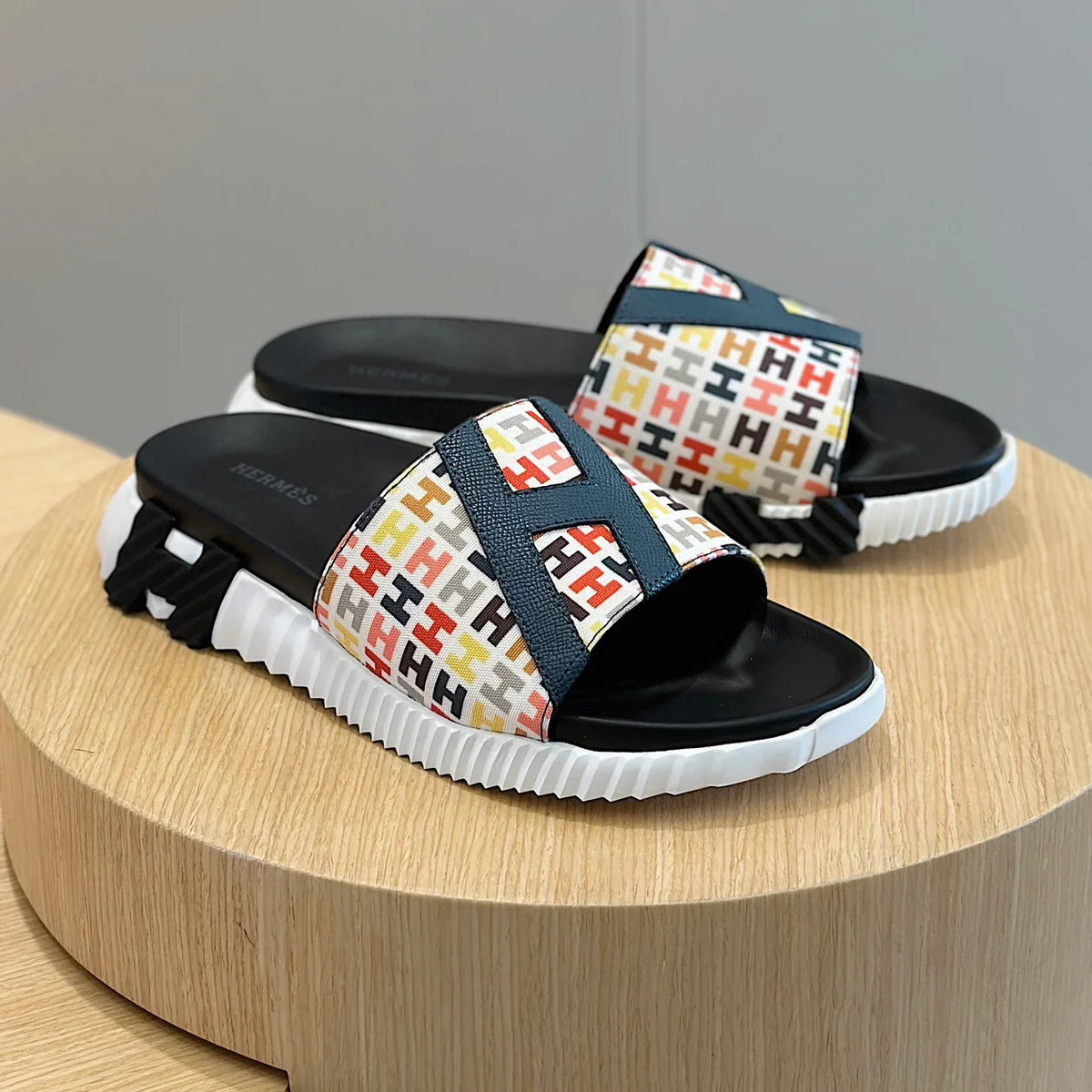 Men's new versatile thick bottom sandal slippers 1025032821