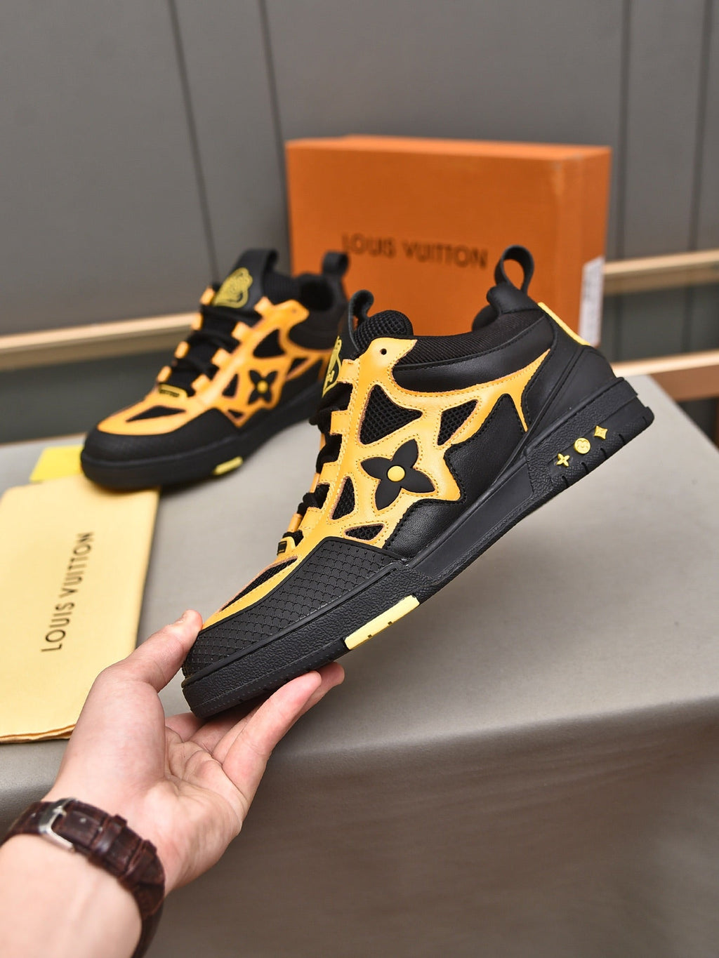 Fashion Casual New Style Men's Comfortable Sneakers Shoes V25