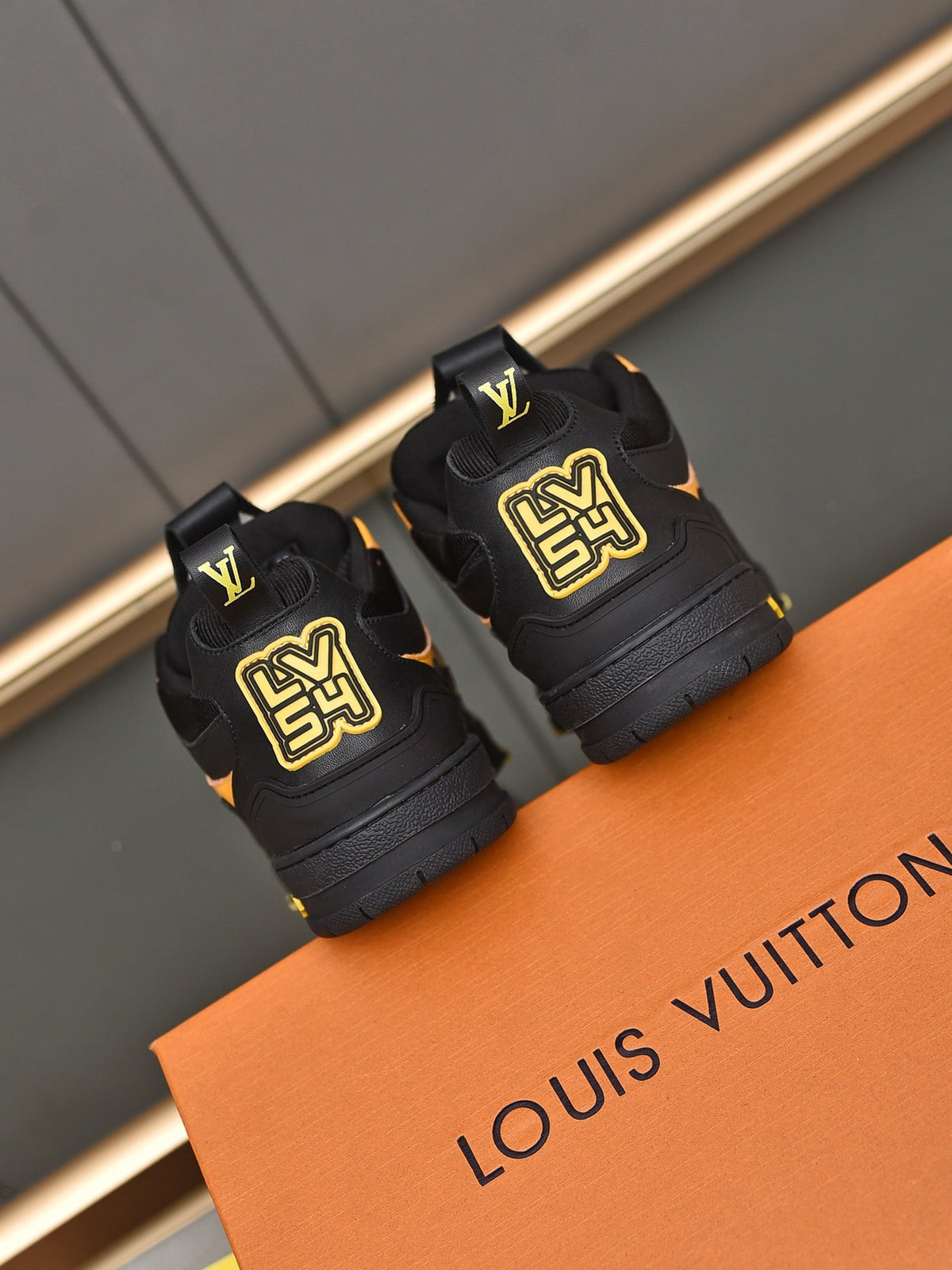 Fashion Casual New Style Men's Comfortable Sneakers Shoes V25