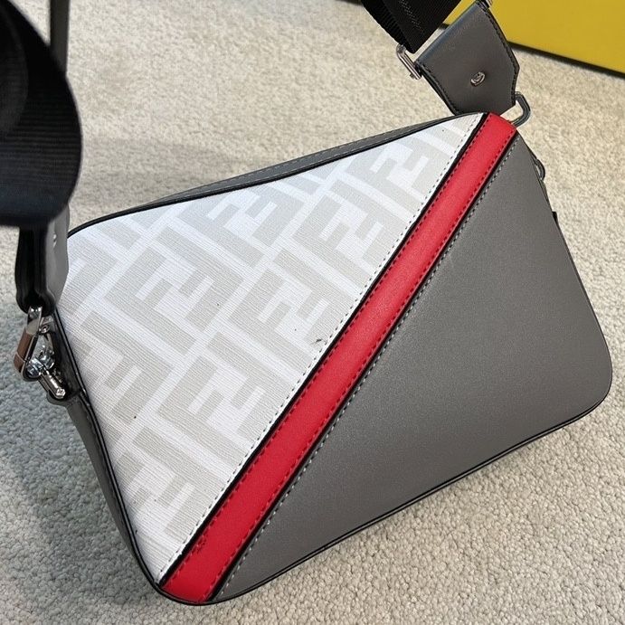 Fashionable leather crossbody color blocking bag PD10042021