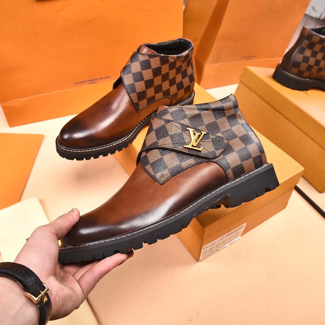 V logo new fashion classic boots