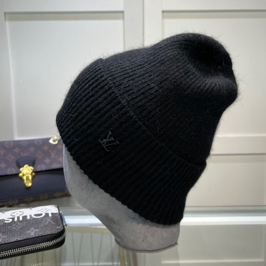Winter new product small letter Baotou knitted wool cap unisex outdoor sports thickened warm cap