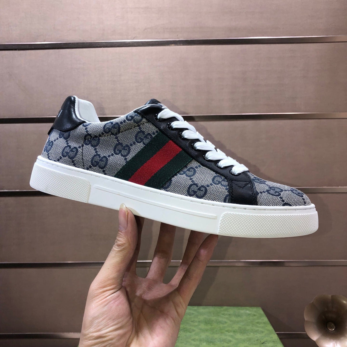 25 Luxury G Brand Casual Sneakers 0425102203