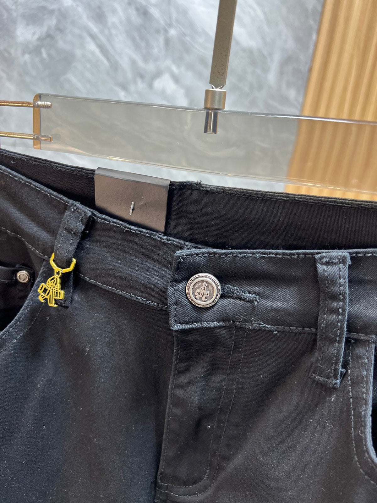 New men's slim fit versatile jeans XC042025052813