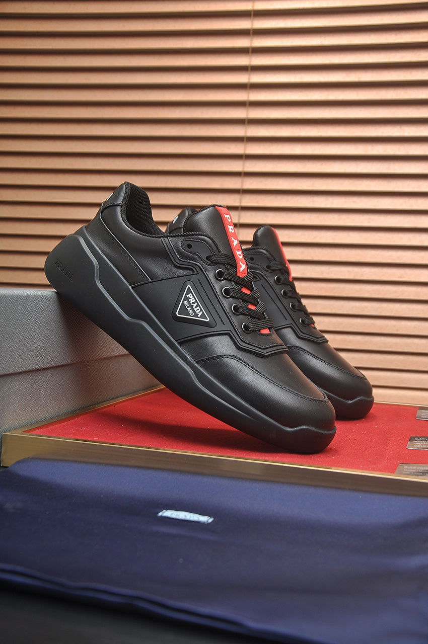 New men's black casual sneakers for this season XC0426032401