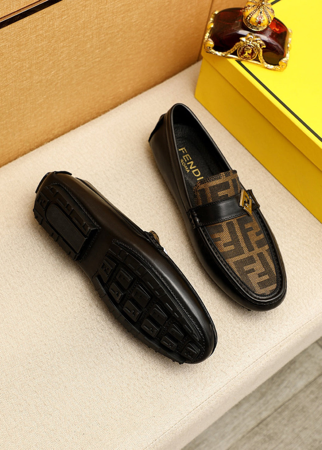 New stylish casual men's loafers XC0426033104